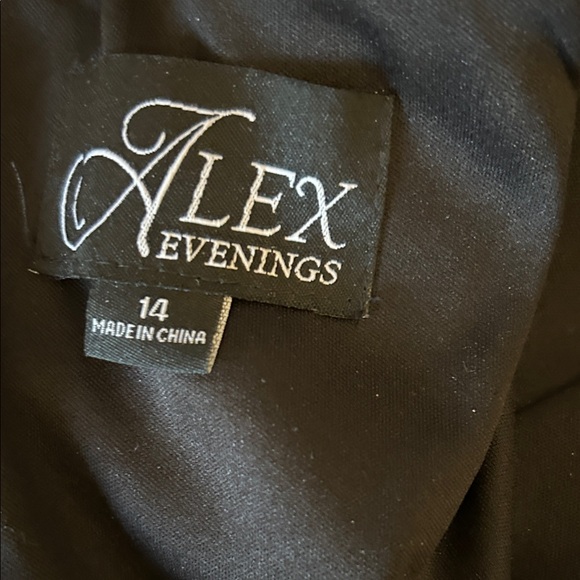 Alex Evenings Elegant Black Gown Size 14 - Picture 4 of 4